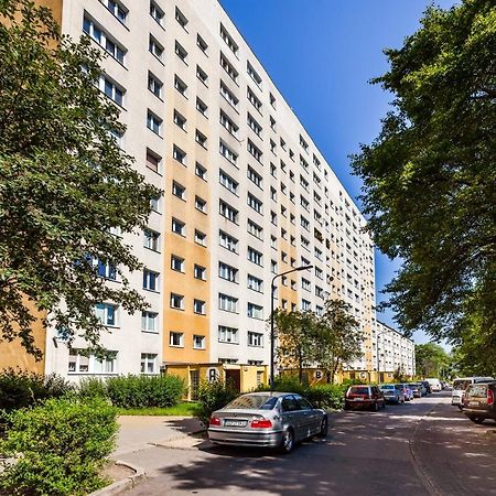 Pokoje Gdansk Zaspa - Pilotow 20B, 800M Skm-Zaspa, Odleglosc Do Morza 3Km Apartment Bagian luar foto