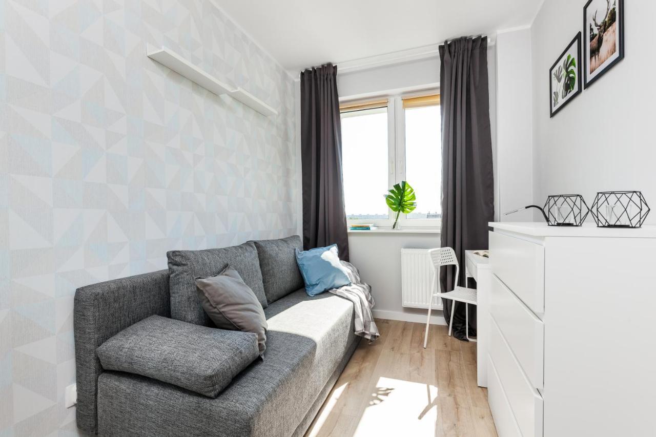 Pokoje Gdansk Zaspa - Pilotow 20B, 800M Skm-Zaspa, Odleglosc Do Morza 3Km Apartment Bagian luar foto