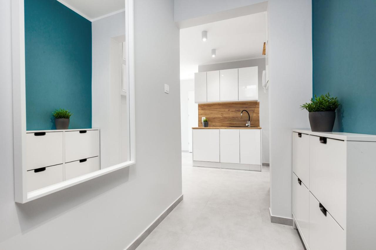 Pokoje Gdansk Zaspa - Pilotow 20B, 800M Skm-Zaspa, Odleglosc Do Morza 3Km Apartment Bagian luar foto